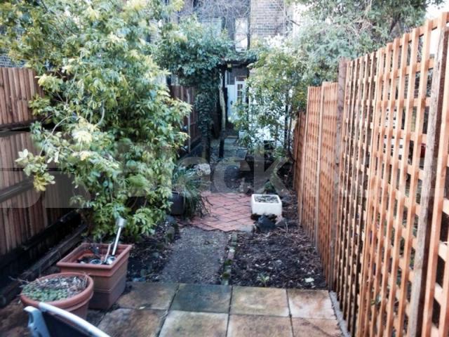 			NEW INSTRUCTION, 2 Bedroom, 1 bath, 1 reception Apartment			 Chester Way, Kennington 